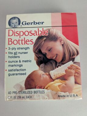 VTG Gerber Disposable Baby Bottles 40 Pack 1989 Movie TV Prop Nurser Holder USA